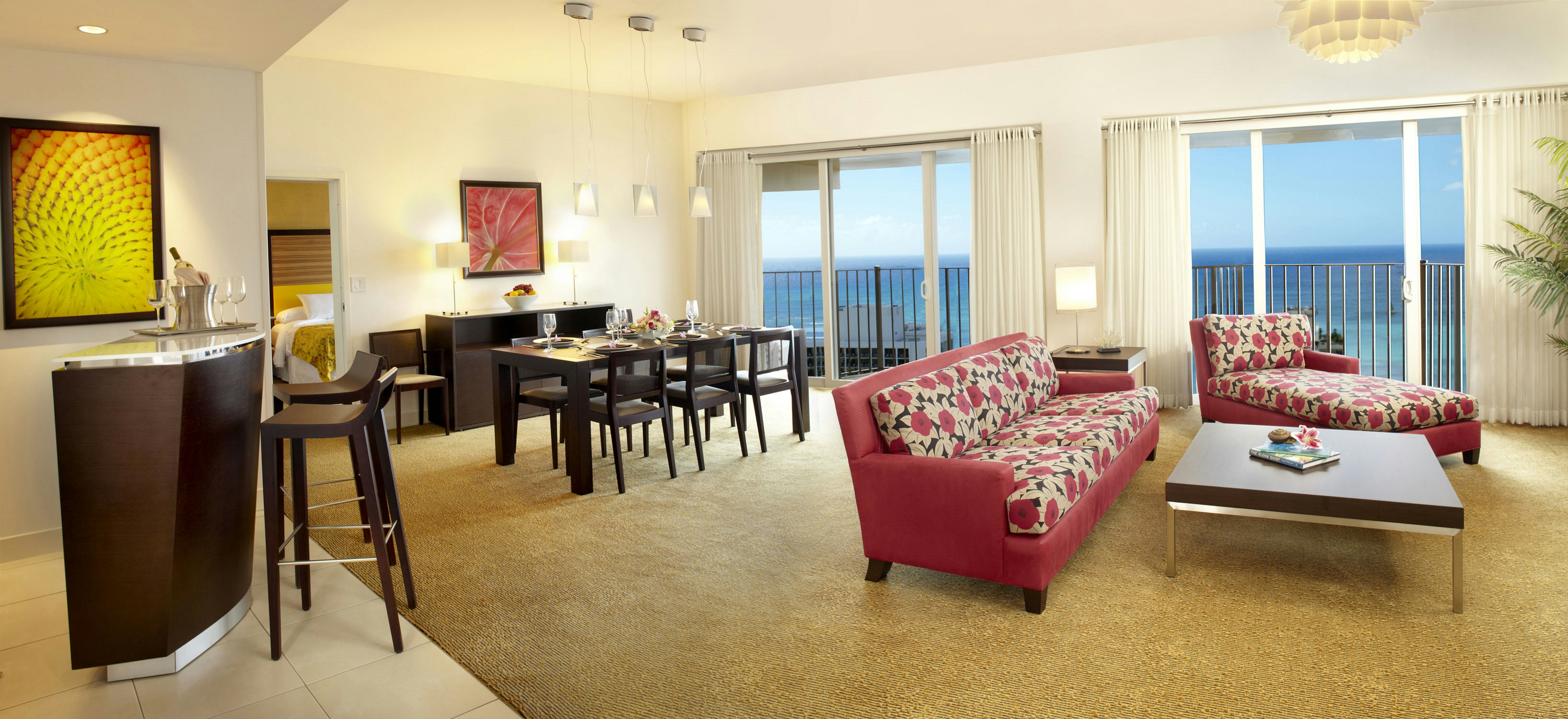 Hilton Waikiki Beach Resort & Spa 28/50