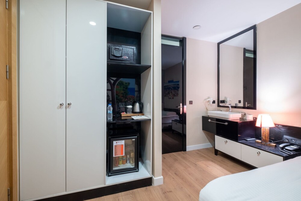 VVR Hotel 30/31