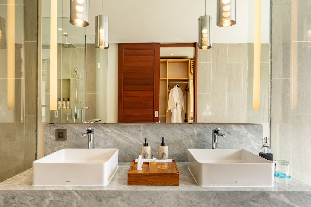 Theanna Eco Villa And Spa 68/72