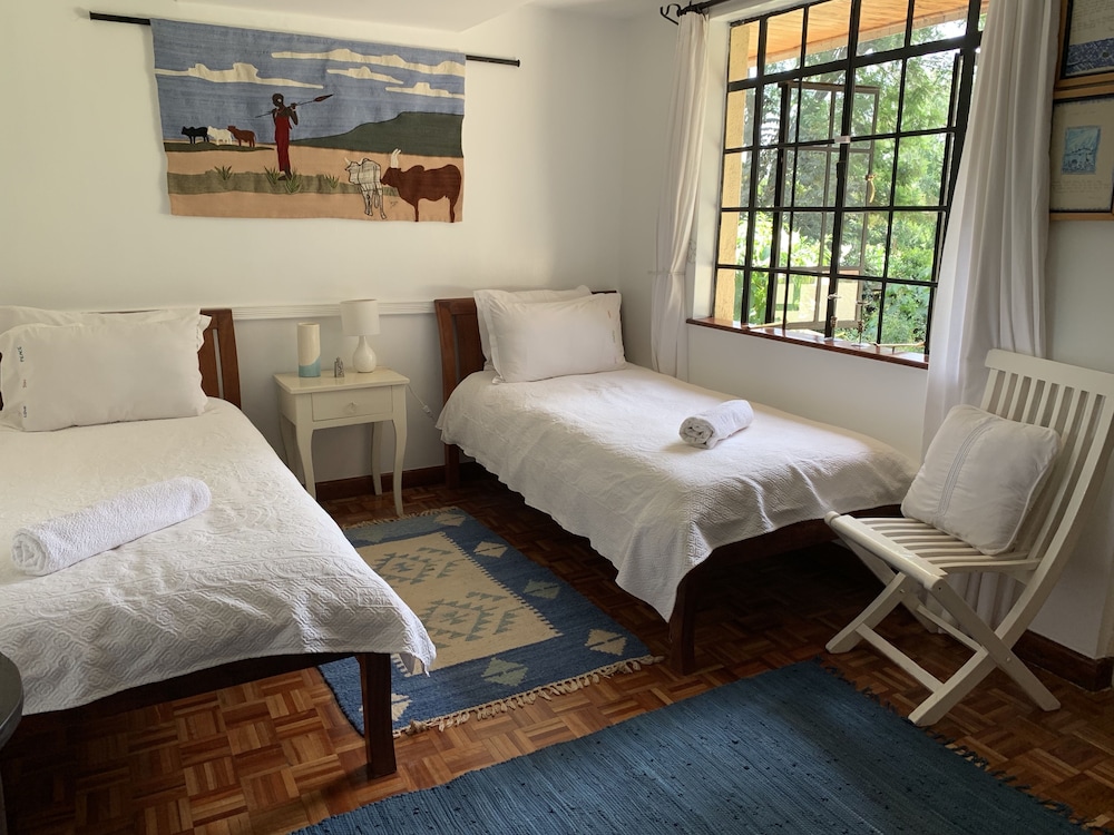 Deluxe, Twin Beds