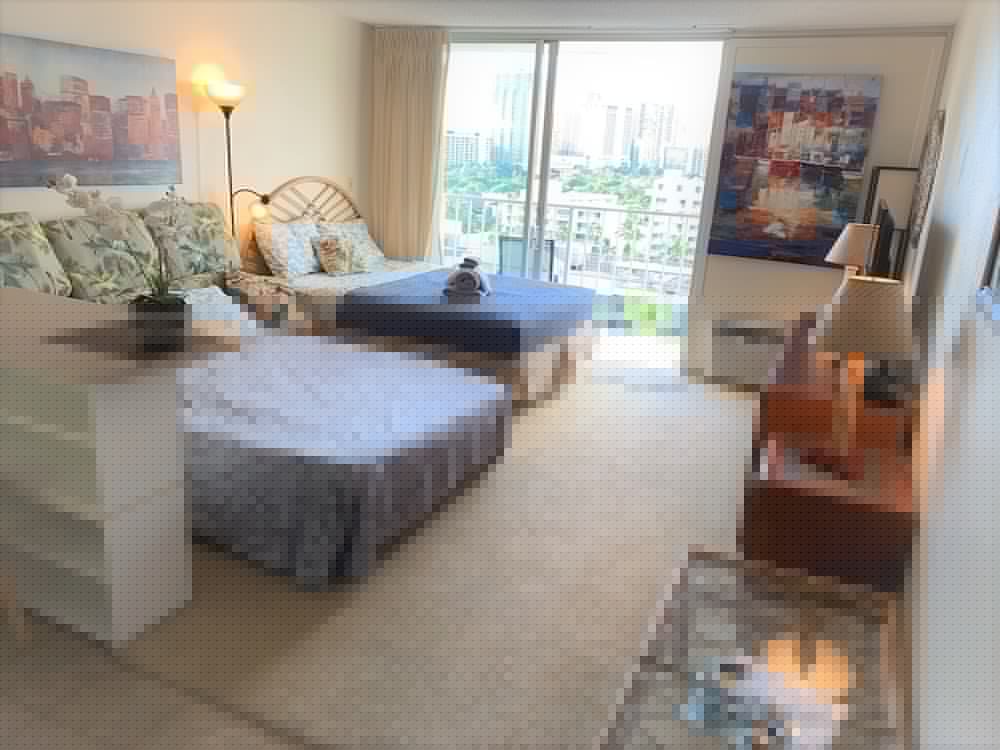 STUDIO, QUEEN BED, SOFA, KITCHEN