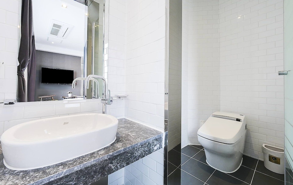 Incheon Hotel Bluemarine 40/50