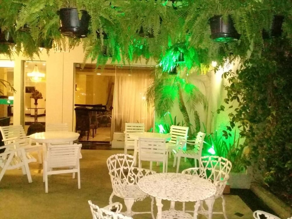 CANOAS PARQUE HOTEL 20/30