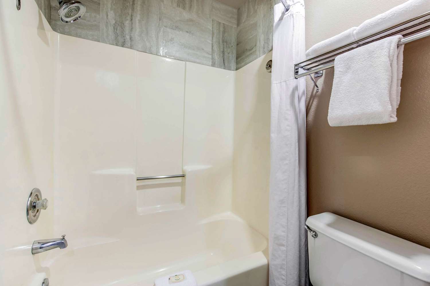 Quality Inn Cedar City - University Area 19/19