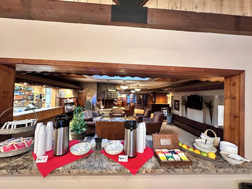 Lodge at Leathem Smith 9/61