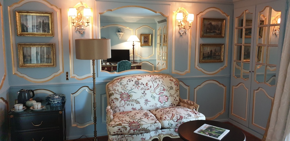 Villa Gallici 43/58