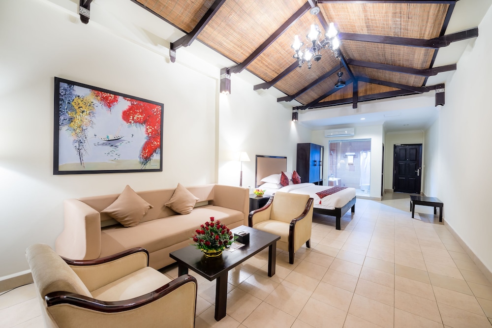 Almond Hotel - Phnom Penh 38/50