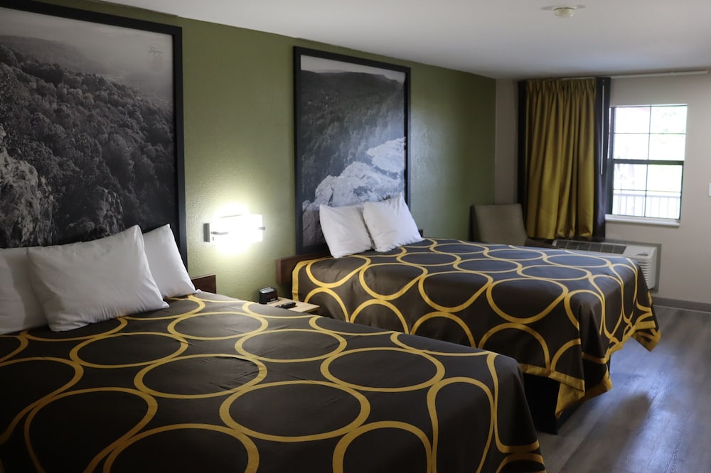Super 8 By Wyndham Cabot 15/24
