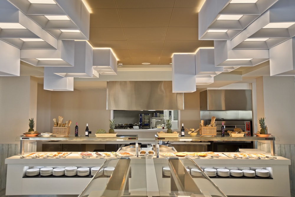Four Points by Sheraton Costa Blanca 58/67