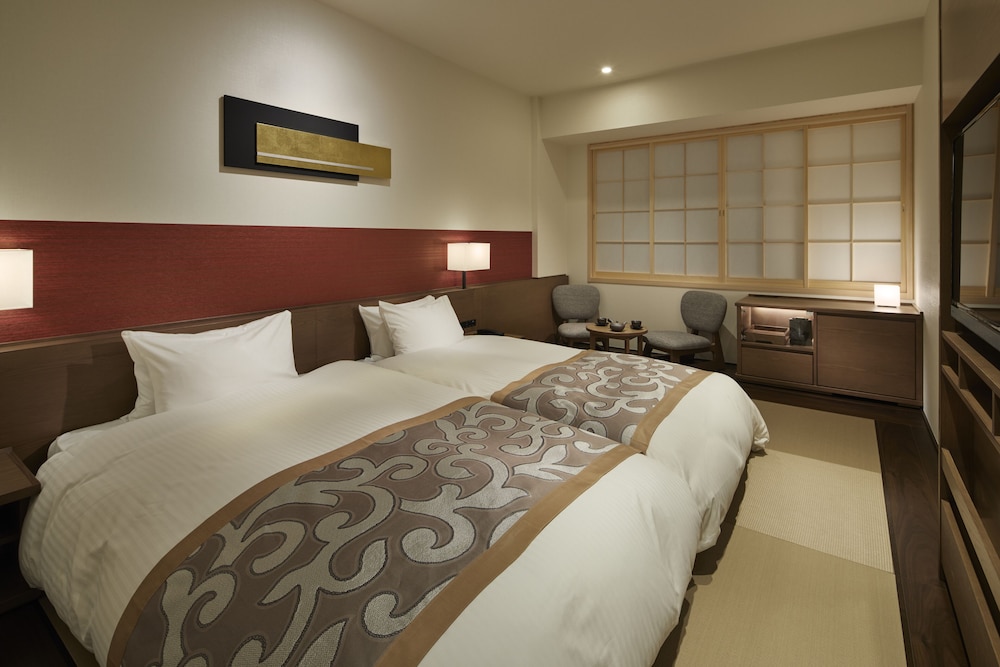OURS INN HANKYU 16/48