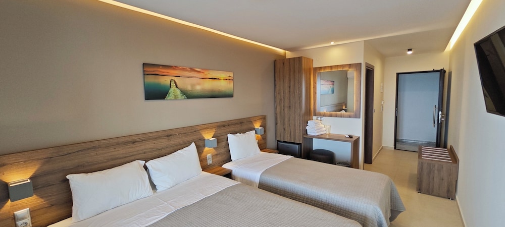 Sunset Hotel 28/69
