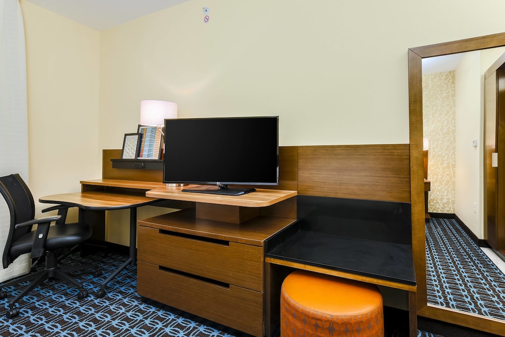 FAIRFIELD INN & SUITES PECOS 32/41