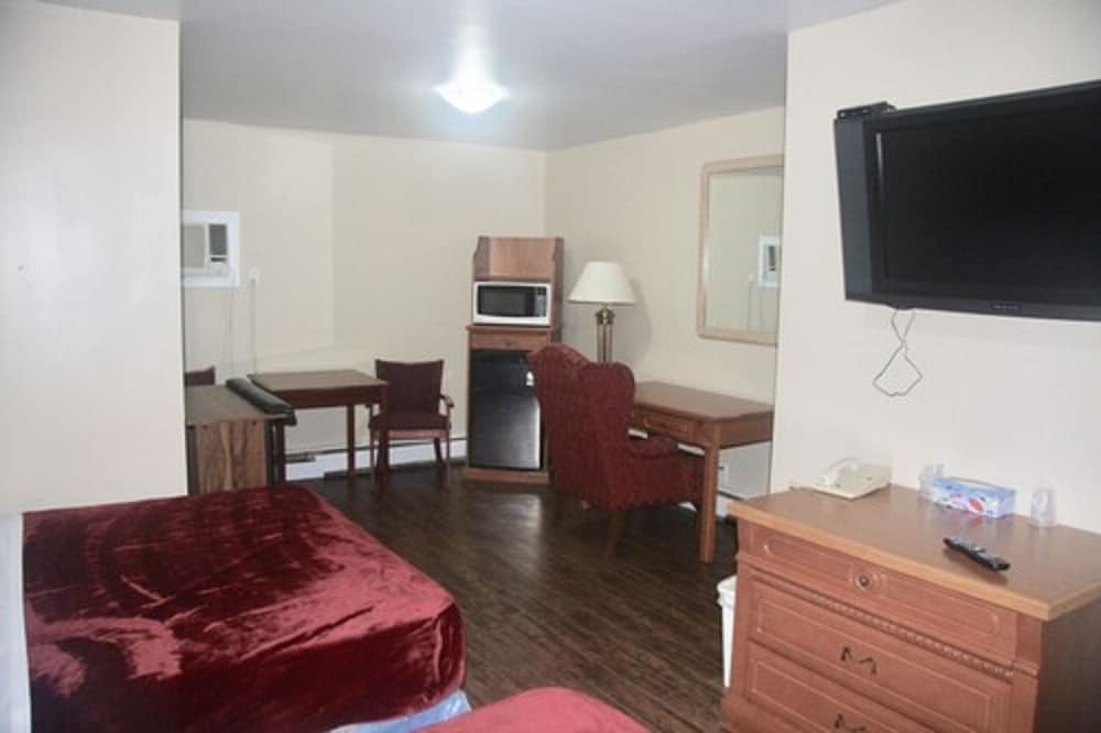 American Plaza Motel 26/31
