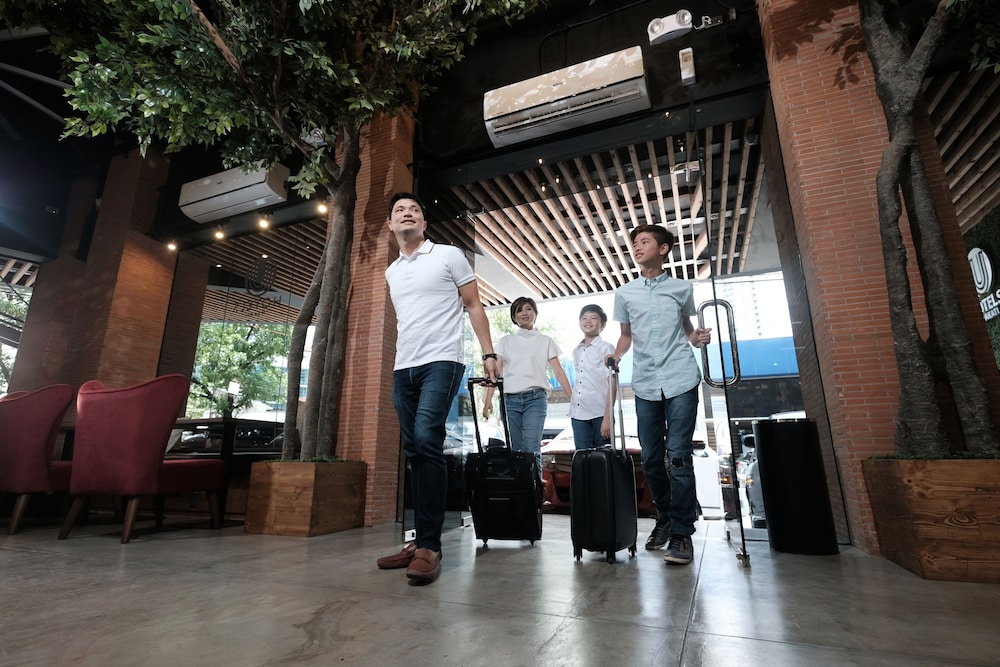 U Hotels Makati 8/56