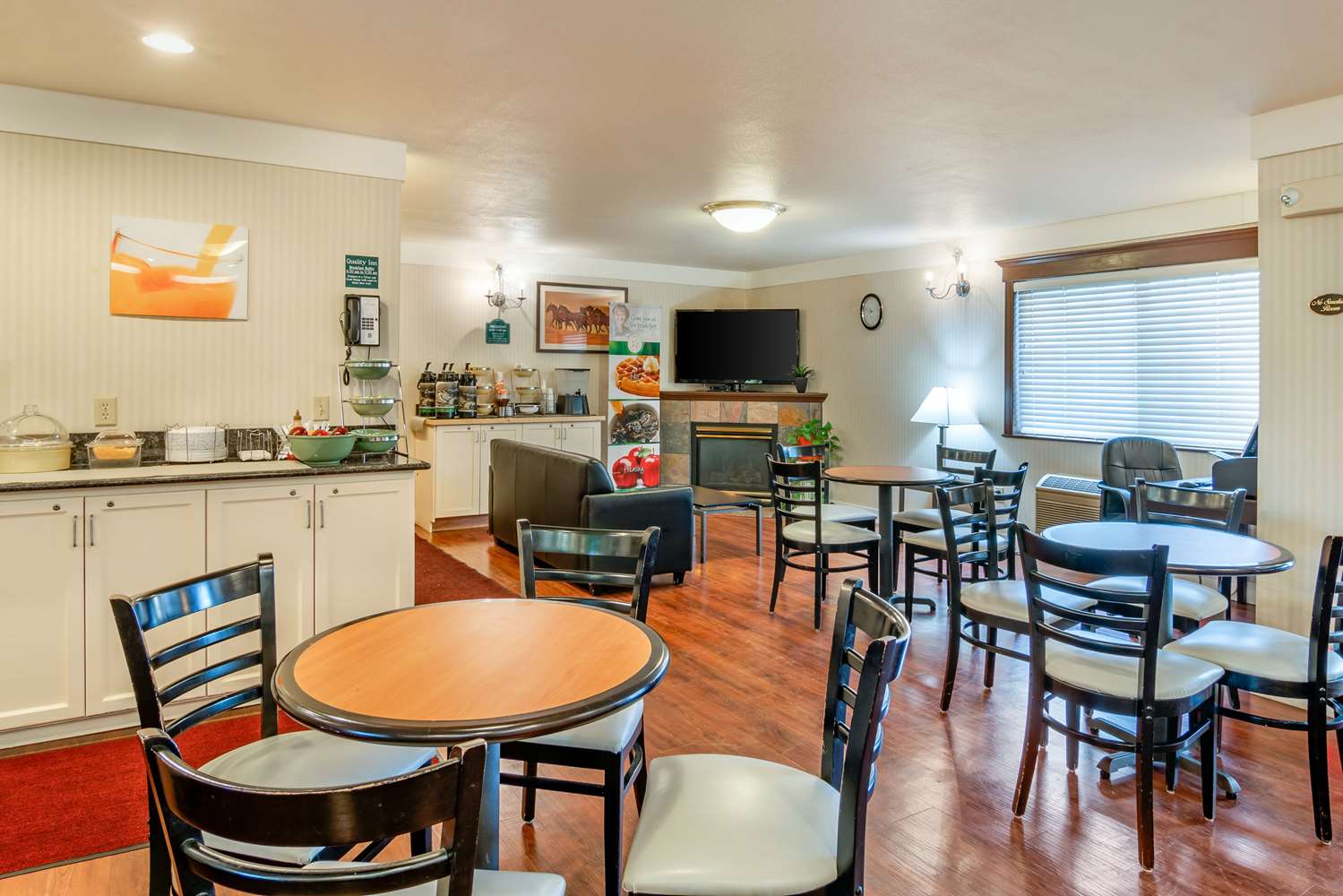 Quality Inn Bend North, OR 9/14