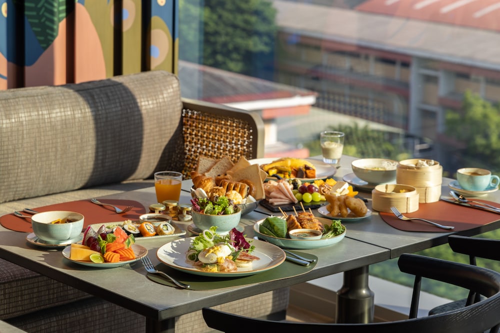 Eastin Grand Hotel Phayathai 33/50