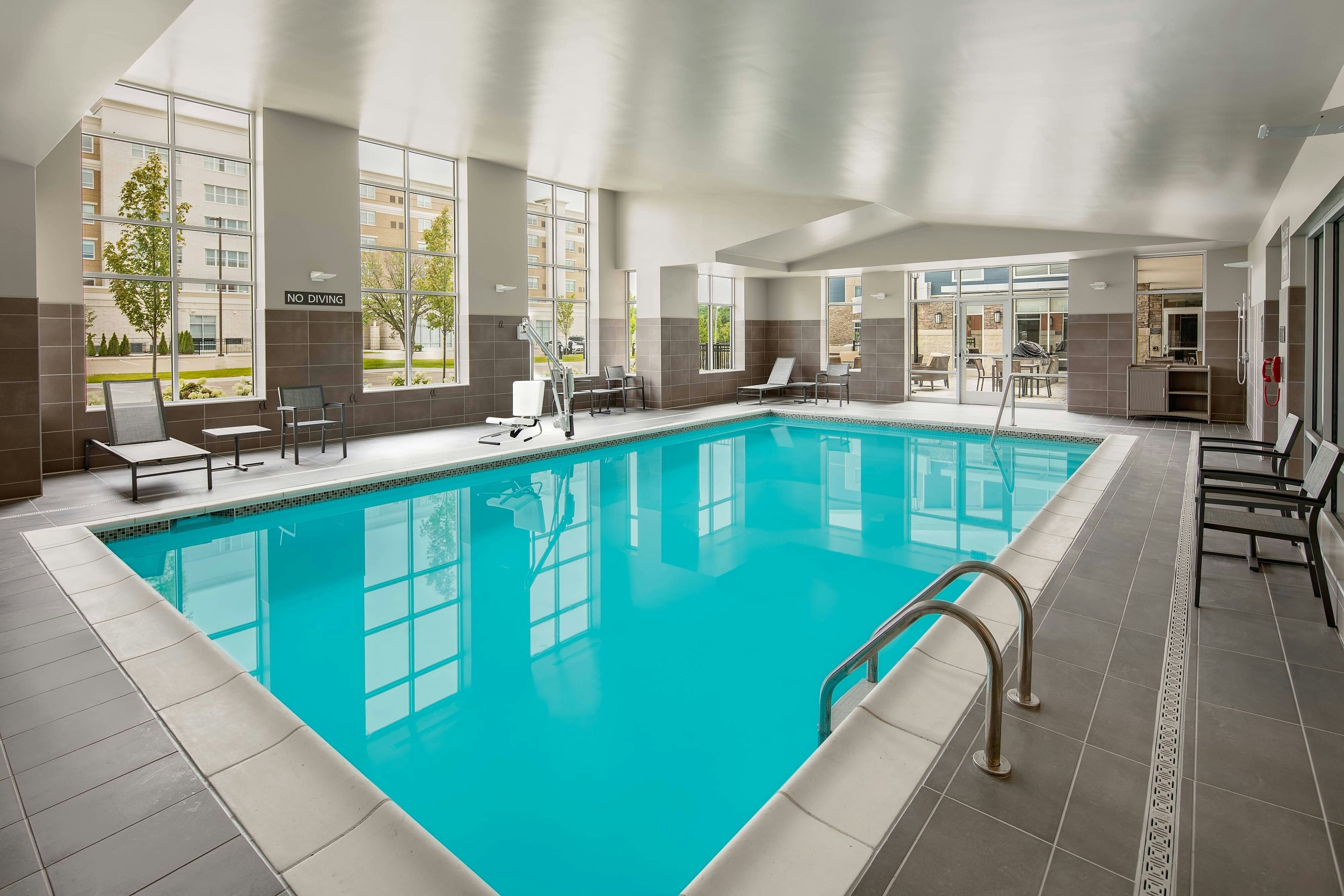 Residence Inn by Marriott Detroit Farmington Hills 24/45