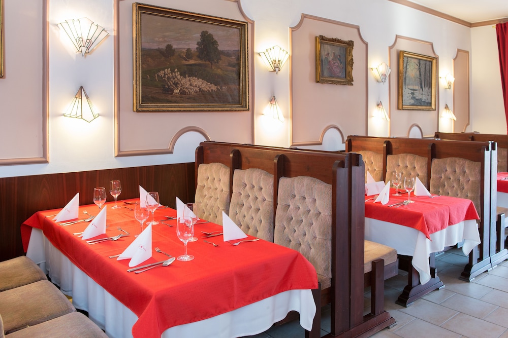 Hotel Piroska Buk 17/50