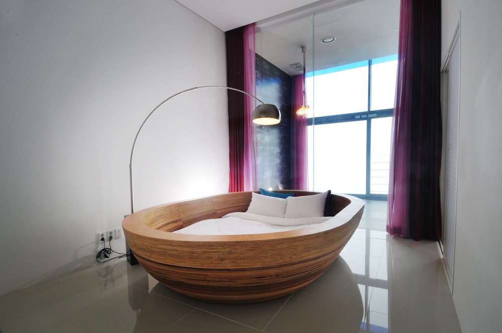 Haslla Art World Museum Hotel 14/64