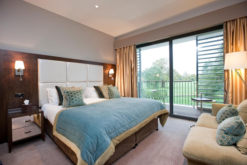 Wivenhoe House 17/53