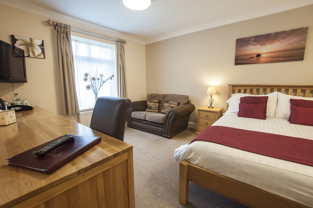 Exeter Court Hotel 18/66