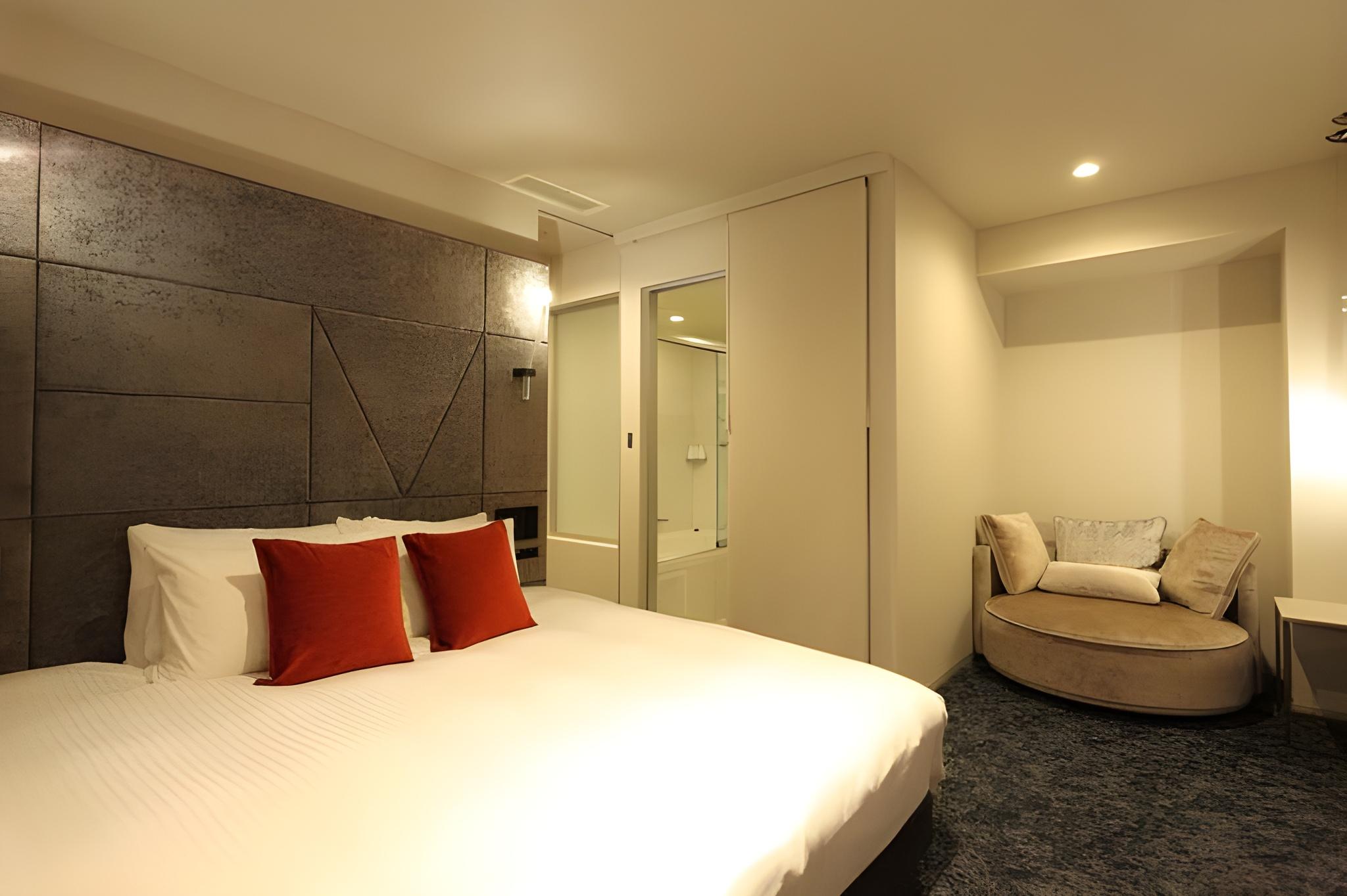 Deluxe, King Bed