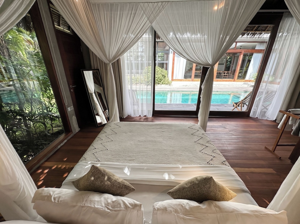 Zin Berawa Villas & Bungalows 30/54