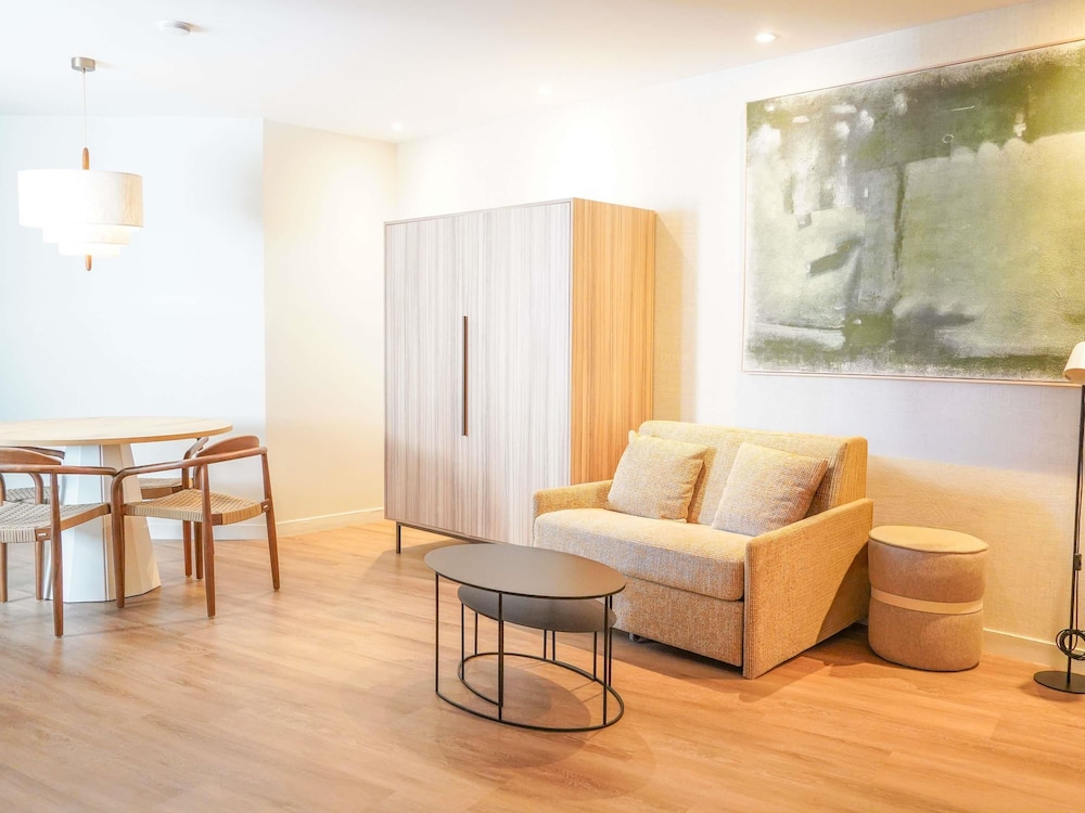 Mercure Paris Boulogne Aparthotel 24/50