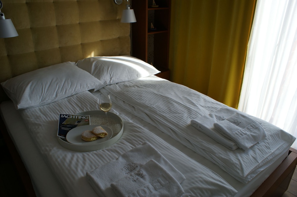 IRS ROYAL APARTMENTS - IRS Neptun Park 19/50