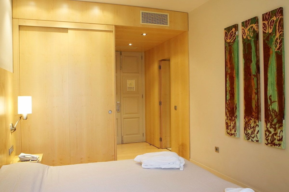 Hotel Domus Selecta Sant Roc 26/42