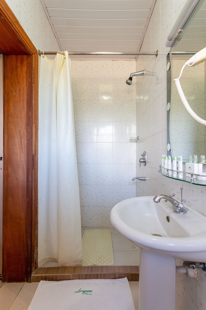 Longview Suites 47/51