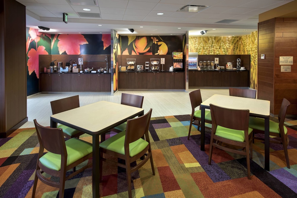 Fairfield Inn And Suites Syracuse Carrier Circle 30/39