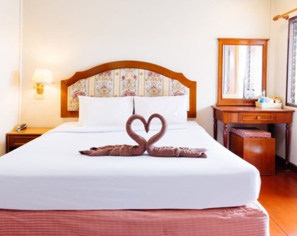 THIPURAI BEACH HOTEL ANNEX 13/67
