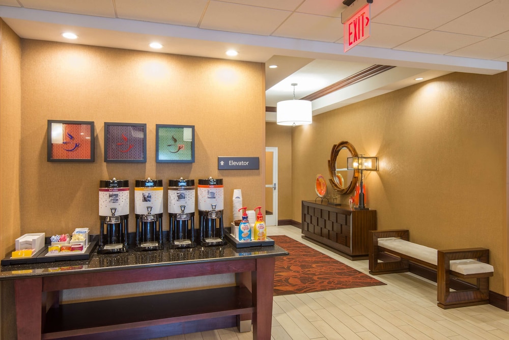Hampton Inn Kingston 29/39