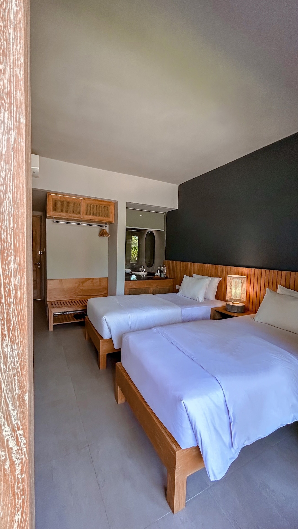 SUPERIOR, TWIN BEDS, GARDEN VIEW, GARDEN AREA