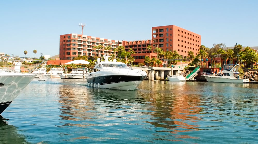 Hotel Coral And Marina 66/68