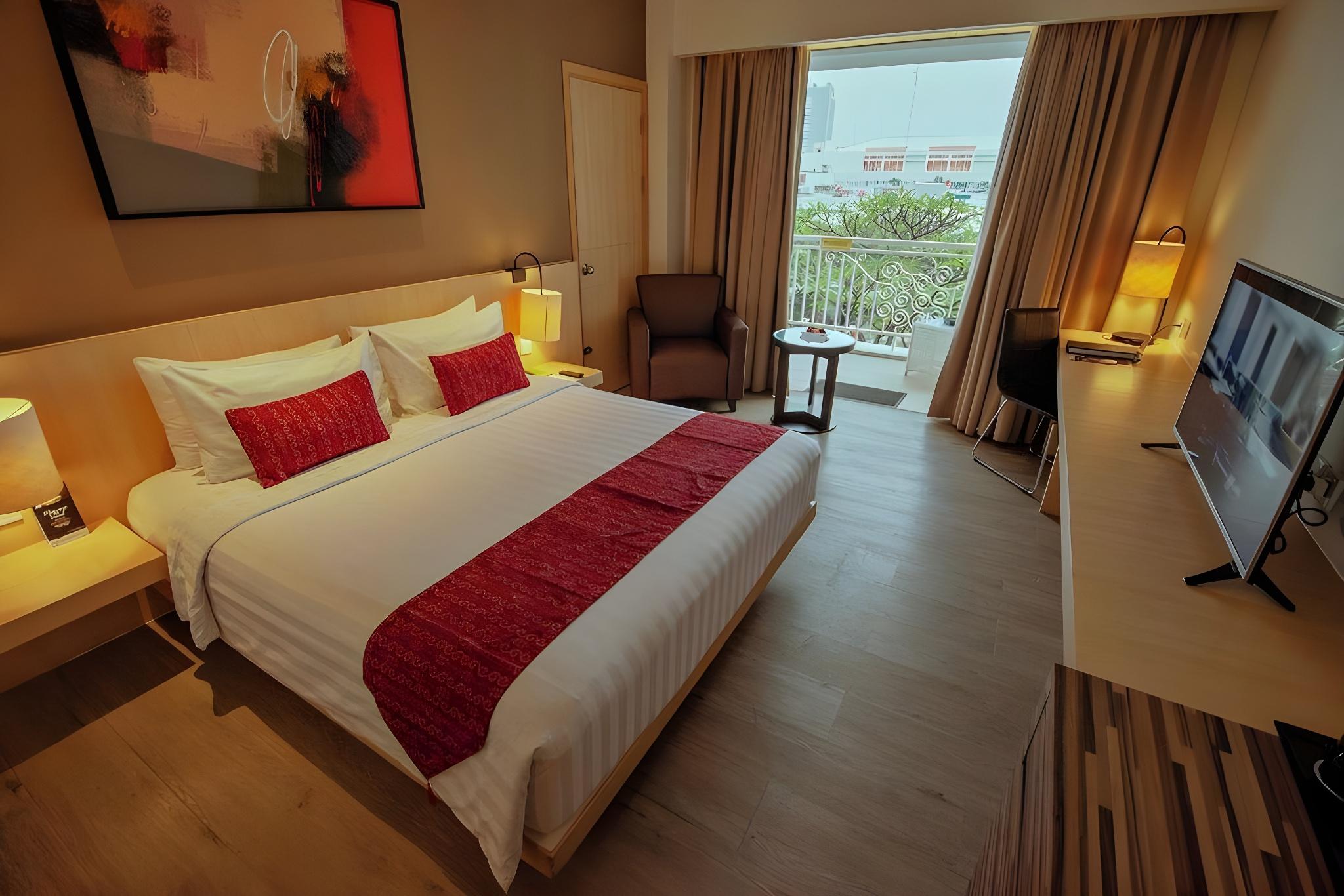 غرفة تنفيذية بسرير كينج، Grand Zuri Bsd City 4/4