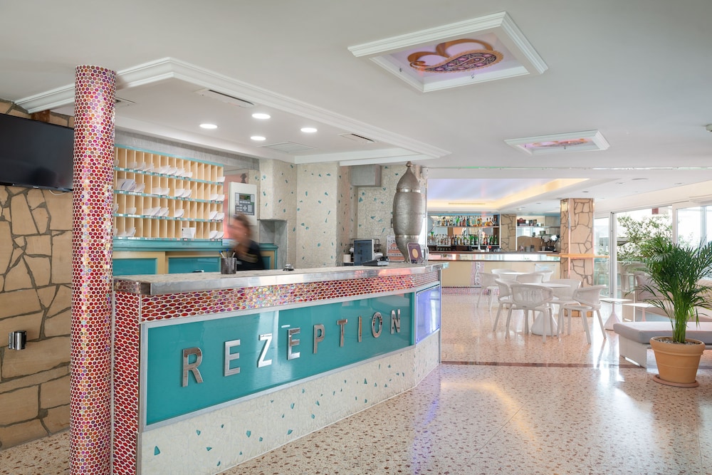Playas del Rey Hotel 3/37