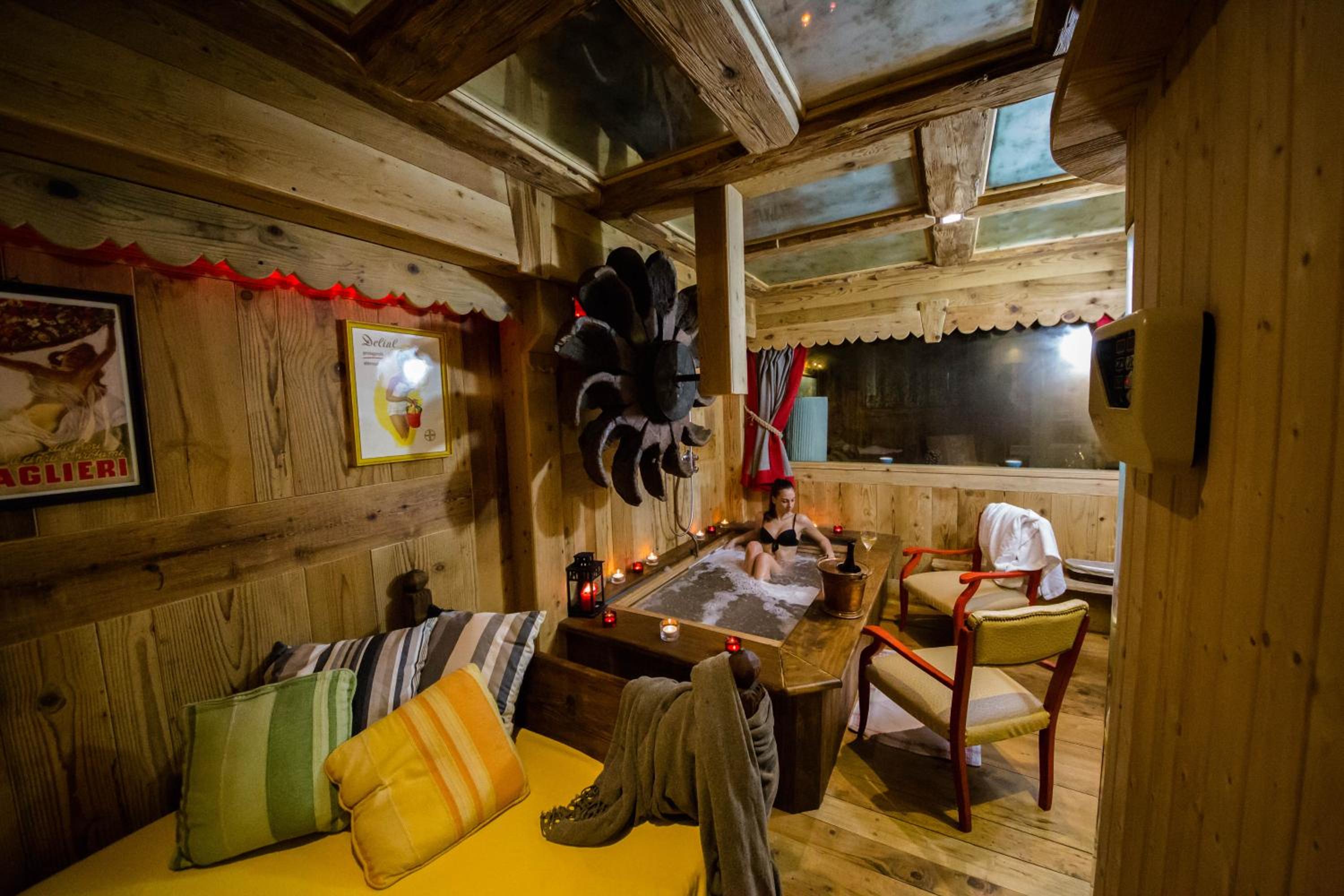 Albergo la Meridiana 36/58