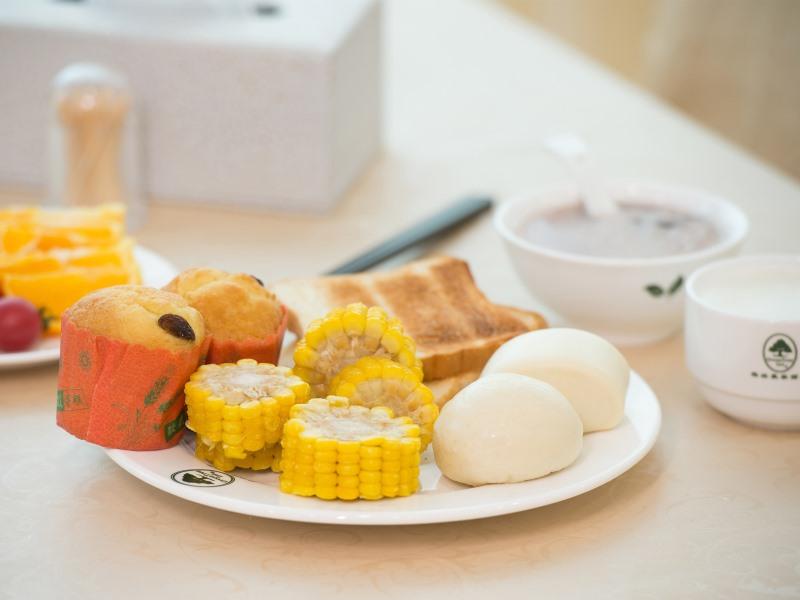 GreenTree Inn Jiangsu Suzhou Zhangjiagang Tangshi Town Yangzi Road Express Hotel 28/44