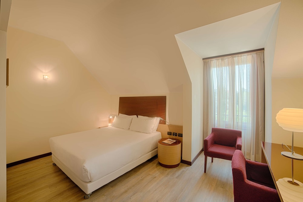 NH Milano 2 18/50
