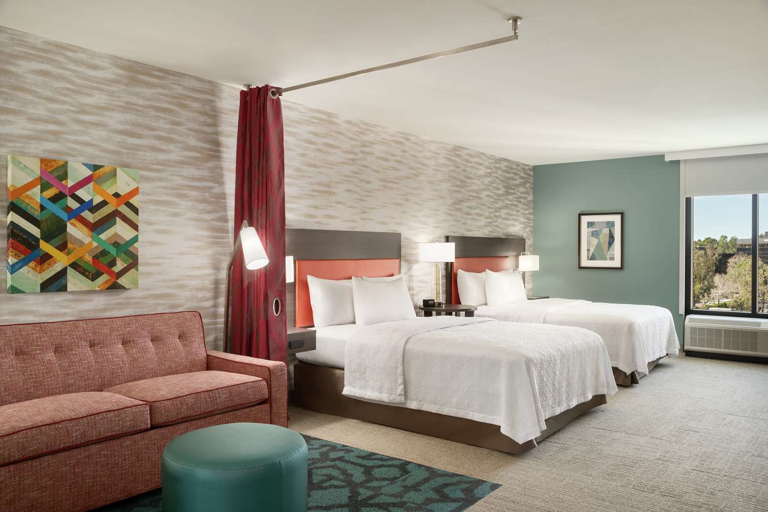 STUDIO, 2 QUEEN BEDS, ACCESSIBLE