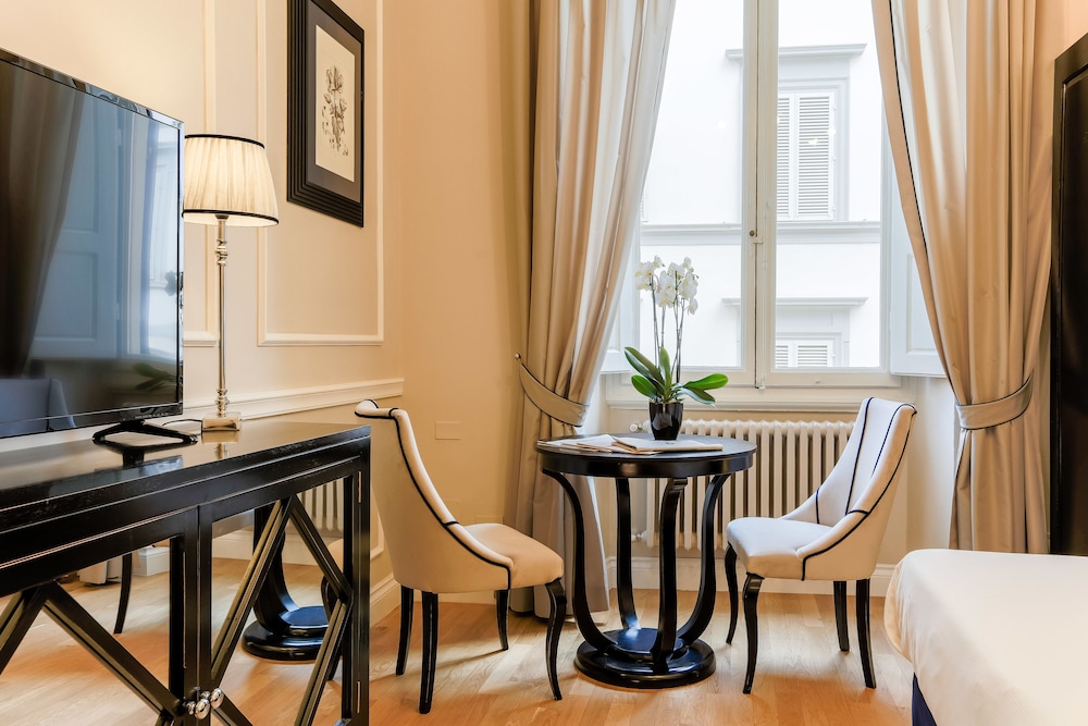 Relais Tosinghi 36/50