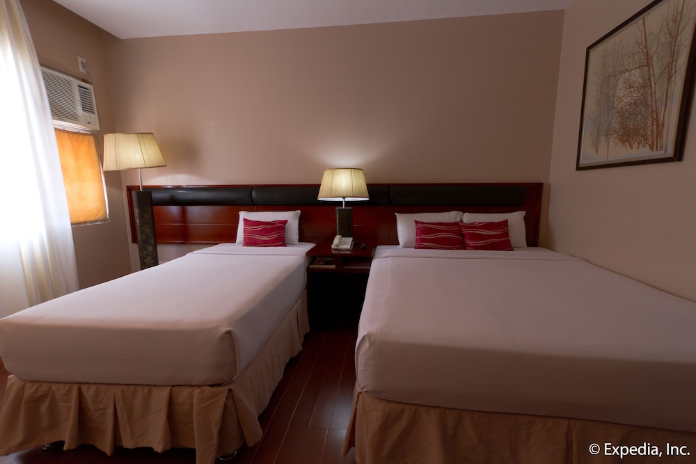 Allure Hotel And Suites 25/55