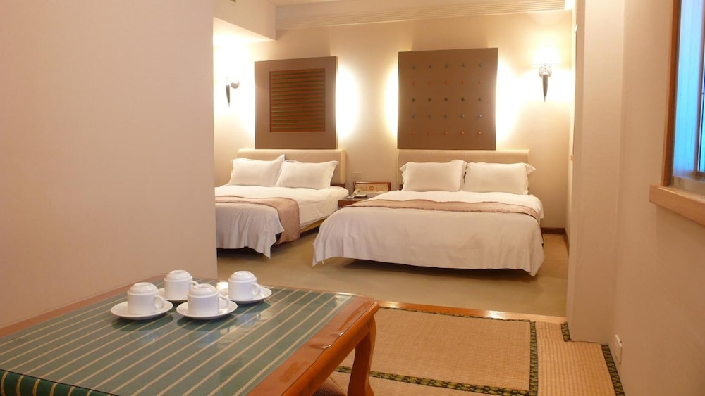 TIAN LONG HOTEL 43/69