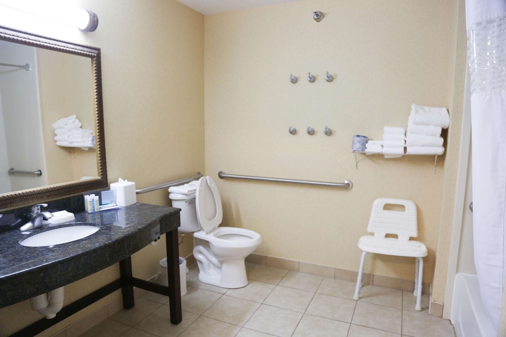 Hampton Inn Morehead 11/53
