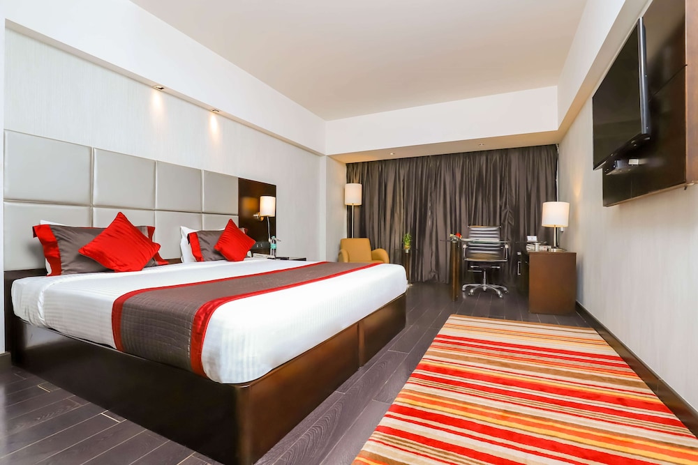 Radisson Hotel Sector 29 Gurugram 24/57