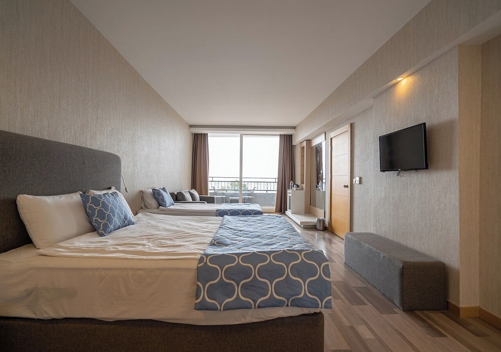 Amara Comfort Resort photo3