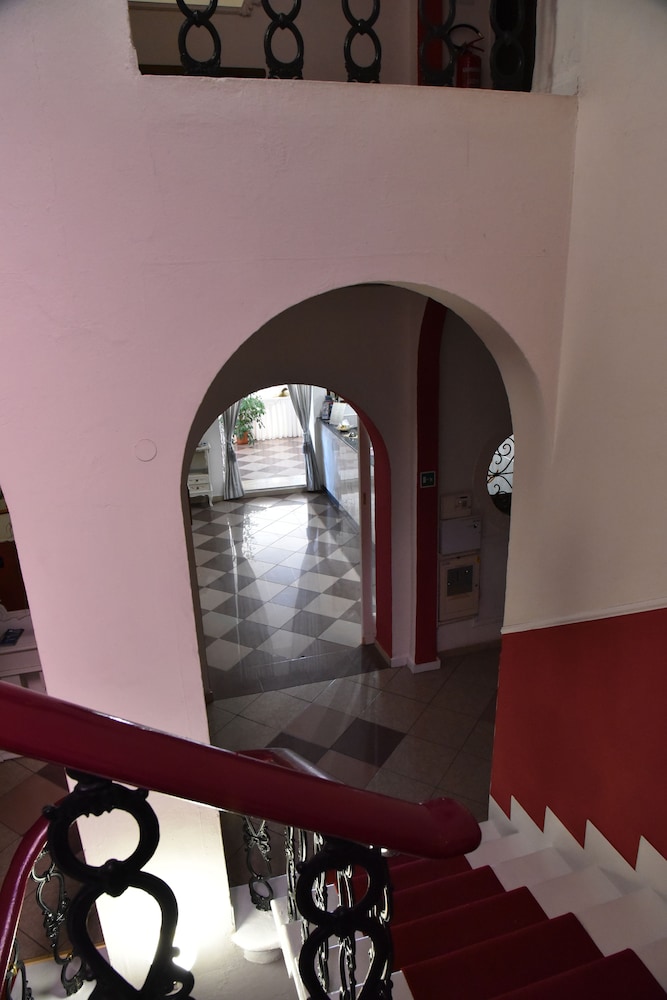Hotel Moderno 27/50