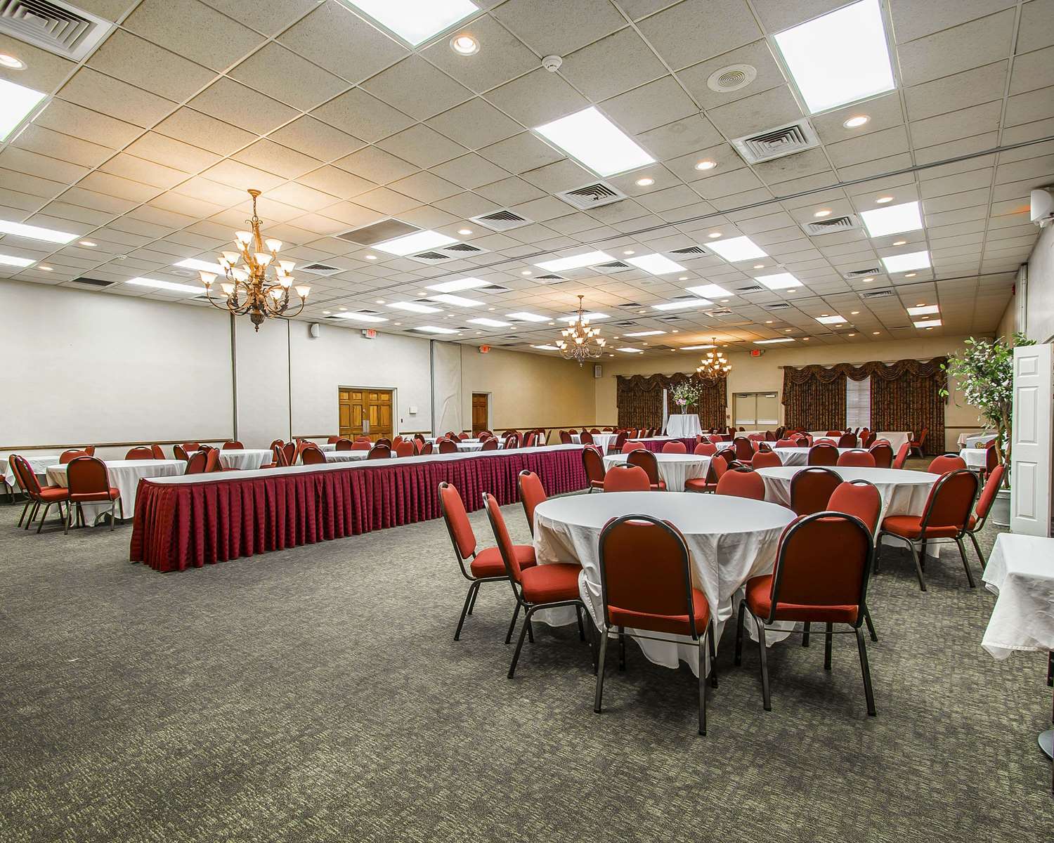 restaurant cafeteria